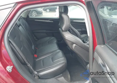 2016 Ford Fusion Hybrid Titanium z USA, uszkodzony, nr VIN 3FA6P0RUXGR132565